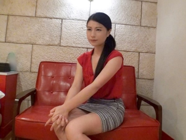 【オフィスで密会♡】 建設会社の美人事務員と情事！エロいお姉さんが本能のままにチ〇ポを貪る！