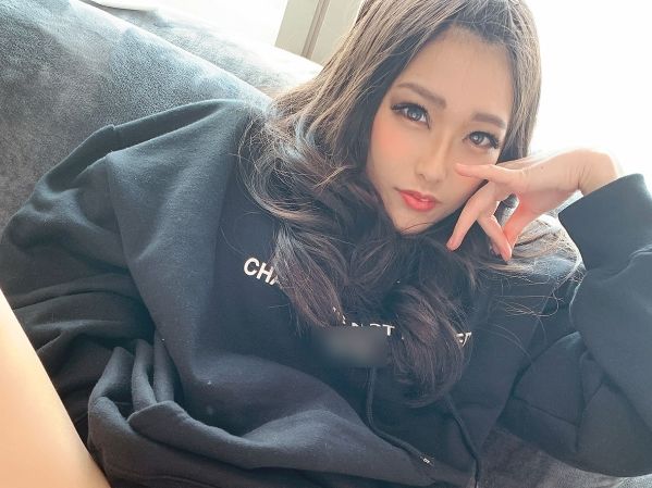 【夜遊びJKの裏バイト】『気持ち良すぎる…』制服姿のギャルバイト女子がコスプレSEXに挑戦！未経験のウブマ●コをプロのテクで開発され、本気でイキまくる♥