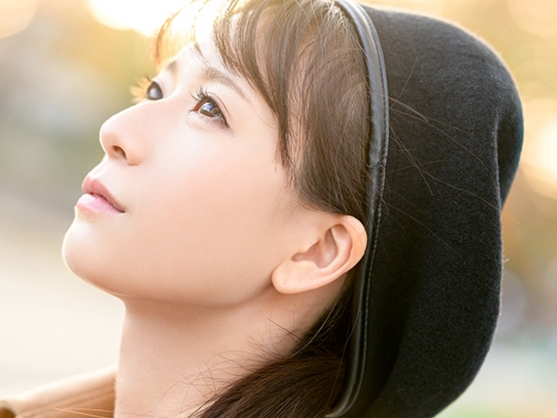 【美少女密着ドキュメント】キュートな笑顔の裏に隠されたエロさ！細身ボディの美少女が肉棒を咥え込み、感じまくる姿に興奮必至！大胆なセックスで魅せるギャップがたまらない！♡