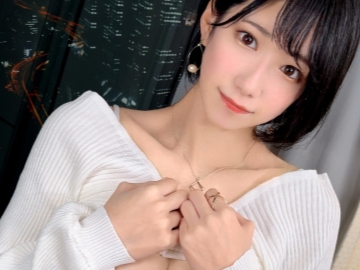 【制服美少女の危険なアルバイト】『もう…ダメ…』純粋無垢なJKが裏バイトでエッチなコスプレさせられ、初めてのフェラ抜き体験♥ 制服からスク水へ、恥じらいながら大胆に！