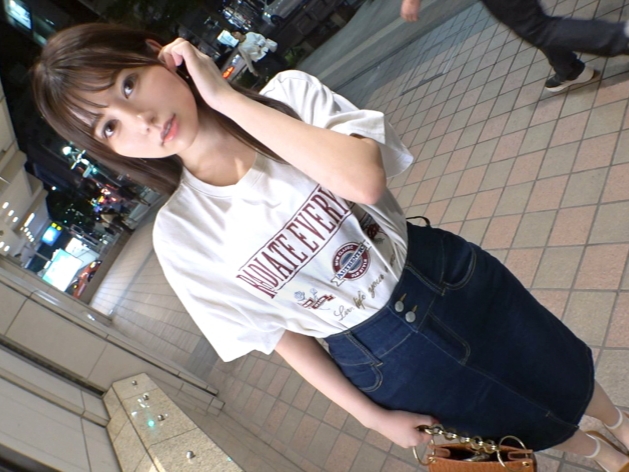 【街角ナンパ成功】『ダメ…でも気持ちいい…』エッチな雰囲気に弱い美少女を口説き落とし、ねっとりクンニでマンコをトロトロに!生々しいセックスでイキまくる姿は必見!♡