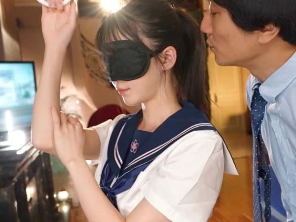 【風俗】制服美少女と電車痴漢プレイで燃え上がるイメクラ！着衣セックスで猛烈ピストン美乳ぶっかけ！記事